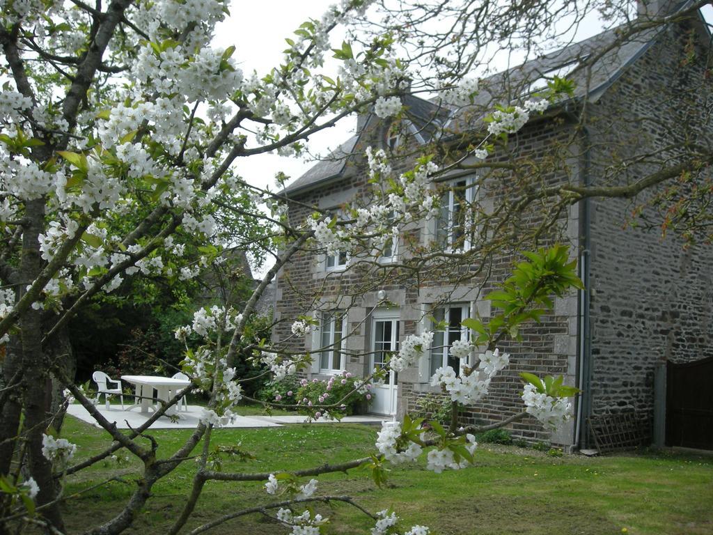 Villa St Michel Vains Esterno foto